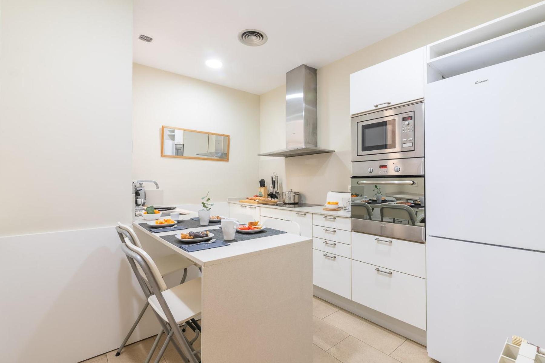 My Space - Spacious And Modern Near The Hospital Clinic Appartement