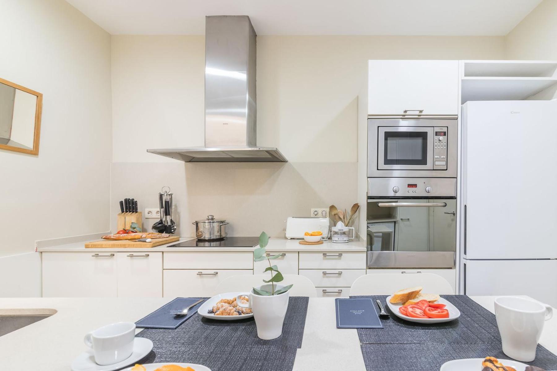 My Space - Spacious And Modern Near The Hospital Clinic Appartement Barcelone