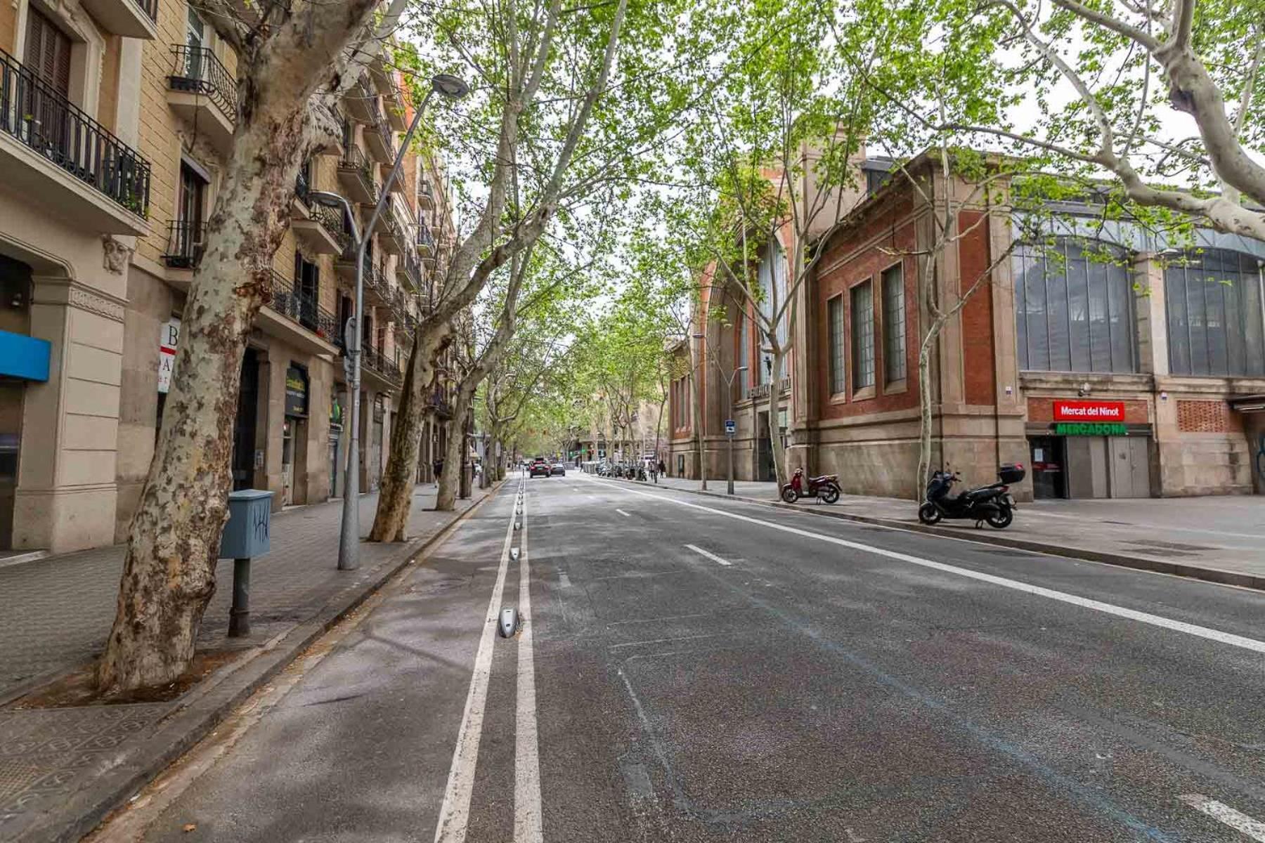 My Space - Spacious And Modern Near The Hospital Clinic * Barcelone